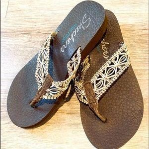 Sketchers Yoga Foam FlipFlops